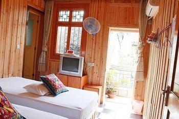 Fenghuang Post House Hotel Zewnętrze zdjęcie